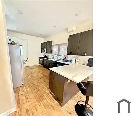 1724 W 99th St — Photo 5
