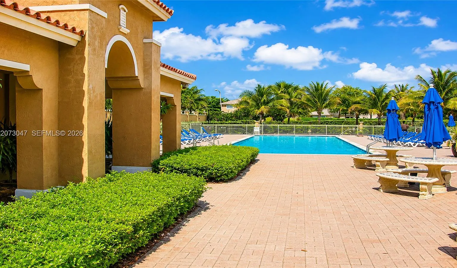 The Courts At Doral Isles — Photo 1
