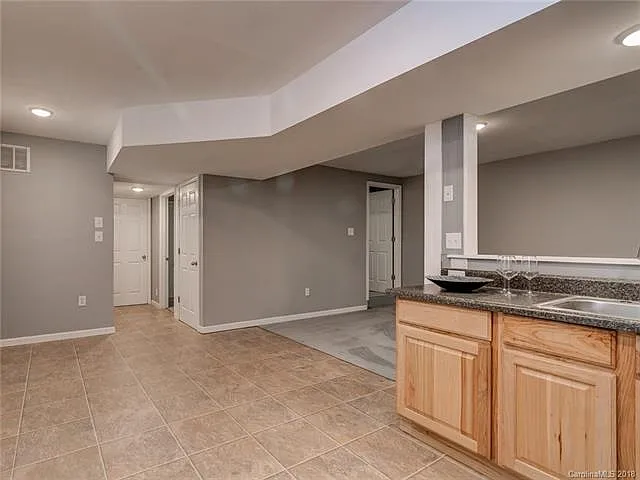 104 Unadilla Ave — Photo 20