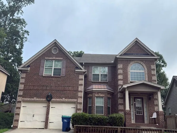 7933 Heathmore Dr, Fairburn, GA 30213