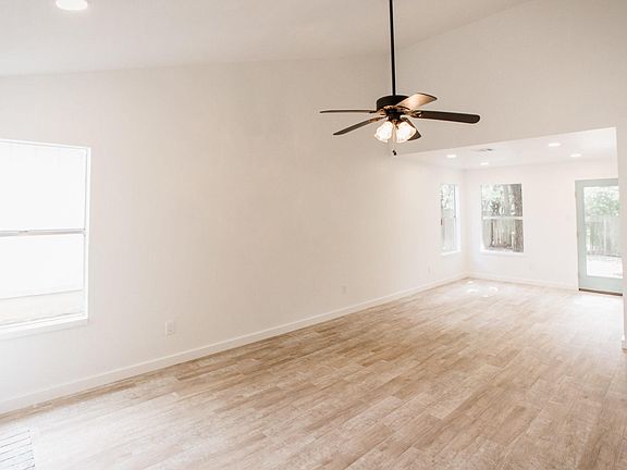4th image of 10613 Archdale Dr
