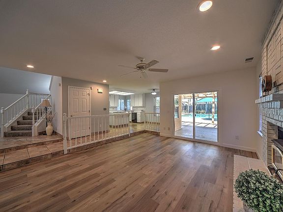 5th image of 82 Rhiannon Ct