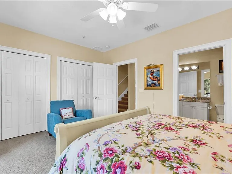 300 Capri Blvd #6 — Photo 18