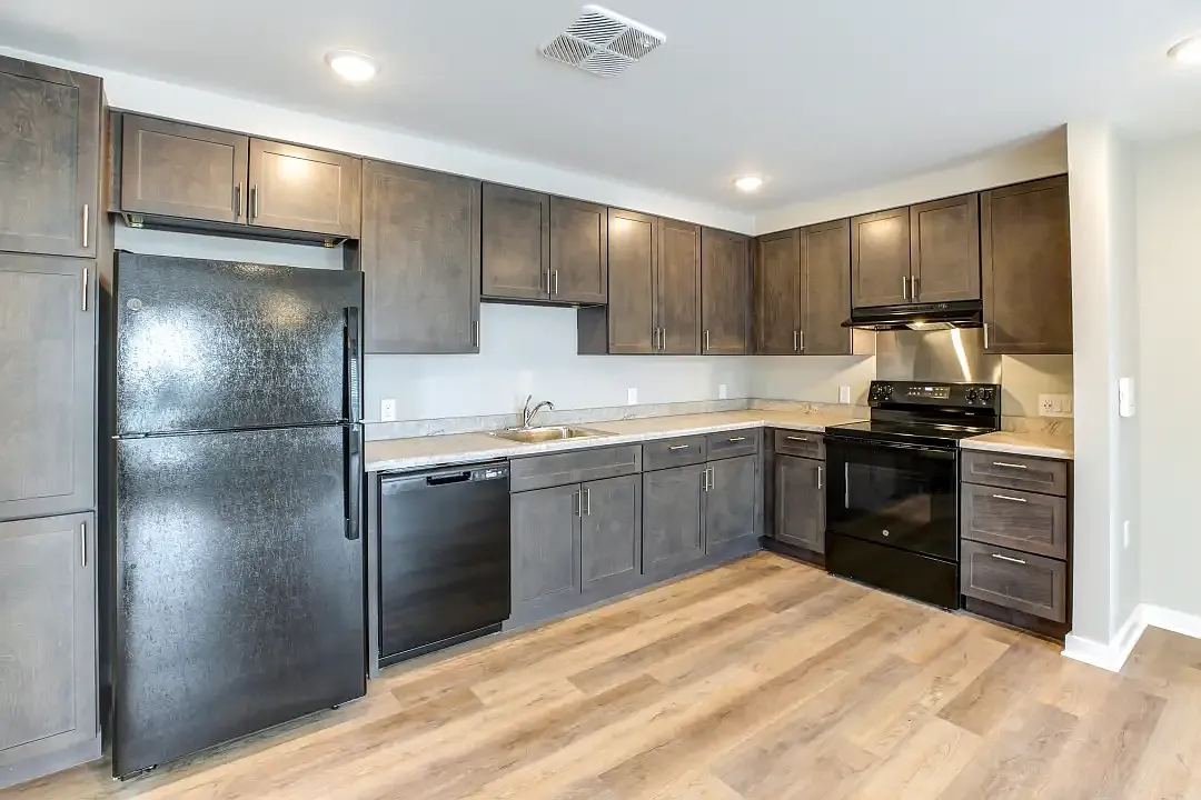 Thatcher Flats — Photo 1