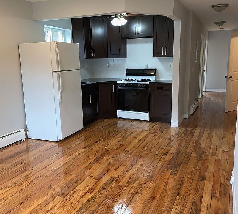 1st image of 9317 197th St Fl 1