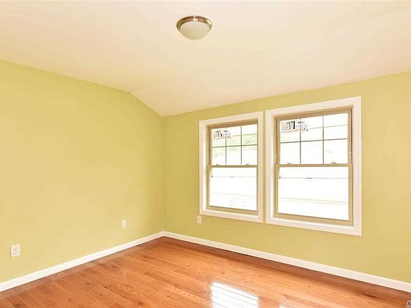 5th image of 116-29 190th St