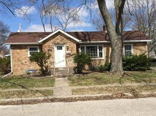 3408 Crestline Dr, Davenport, IA