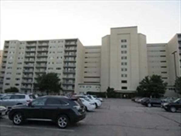 100 Cove Way Unit 201, Quincy, MA 02169