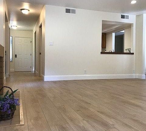 3rd image of 526 Thain Way