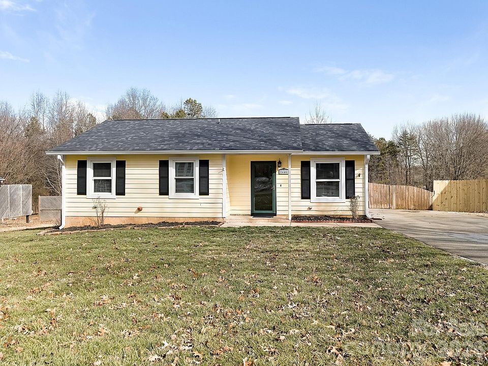 1st image of 8446 Clear Meadow Ln