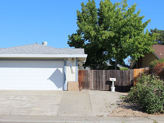 2nd image of 1518 Crestmont Oak Dr