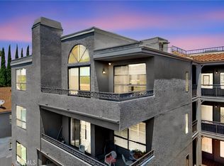 14844 Dickens St APT 301, Sherman Oaks, CA 91403