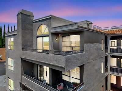 14844 Dickens St APT 301, Sherman Oaks, CA, 91403
