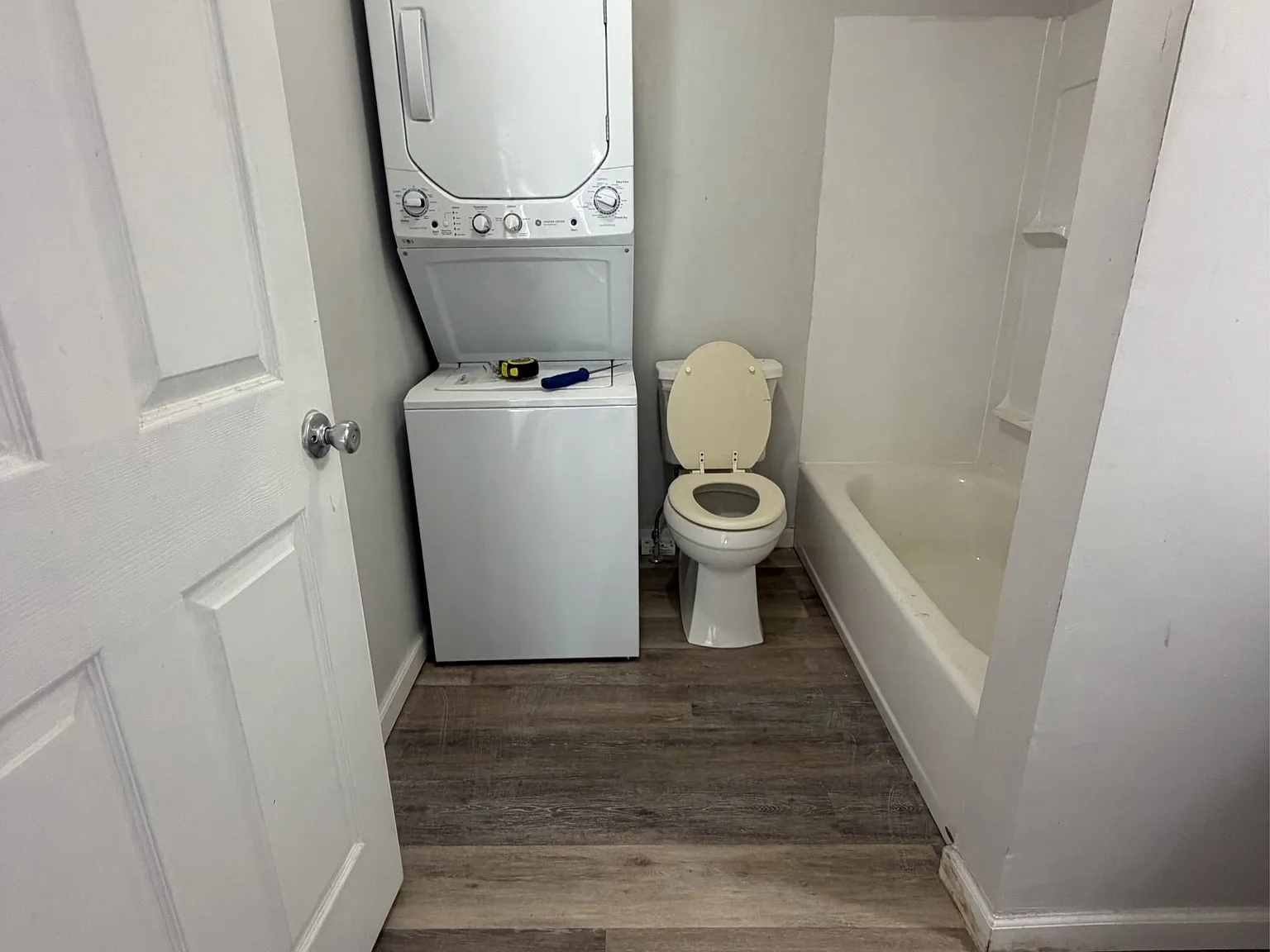 615 E Court Street - C — Photo 3
