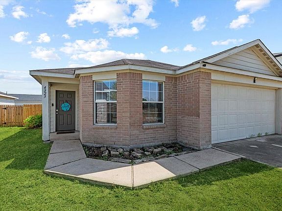 3rd image of 4323 Peppermint Hill Ln