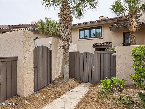 3rd image of 1417 BEACH WALKER Road