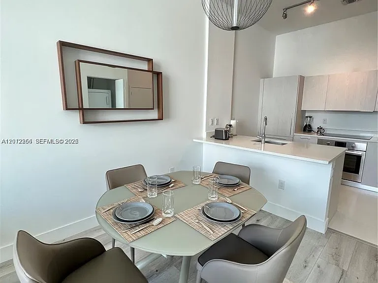 501 NE 31st St #404 — Photo 15