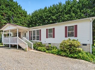 213 Old State Ten Rd, Black Mountain, NC 28711