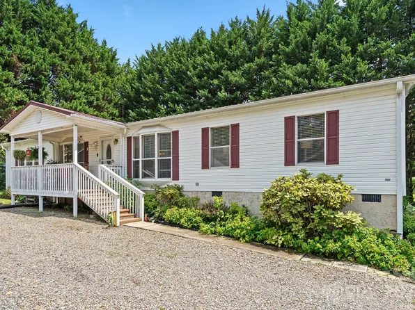 213 Old State Ten Rd, Black Mountain, NC 28711