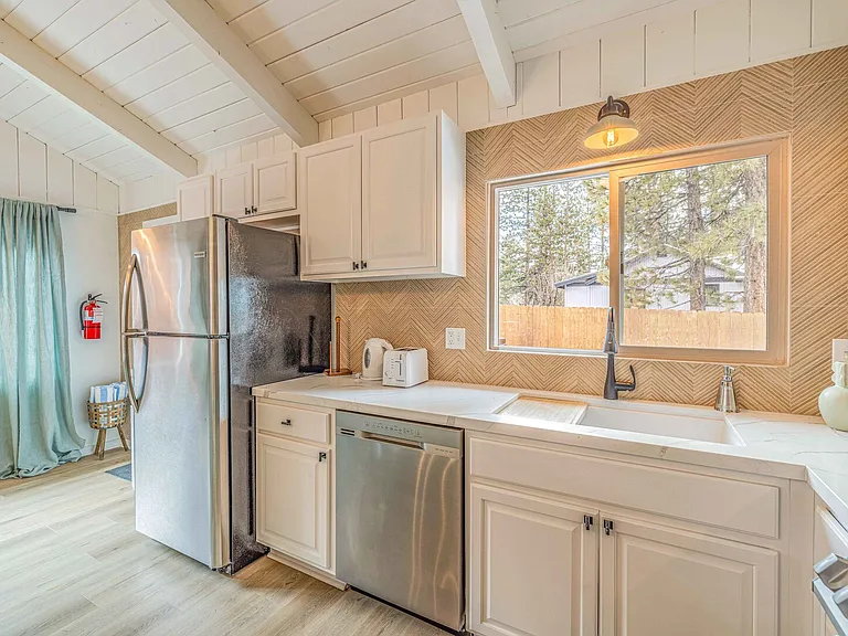 Quail Dr — Photo 35