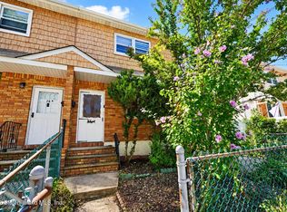 80 Groton St, Staten Island, NY 10312
