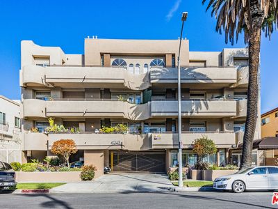 4943 Rosewood Ave APT 104, Los Angeles, CA, 90004