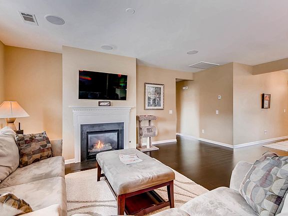5th image of 1744 Hartford Ln