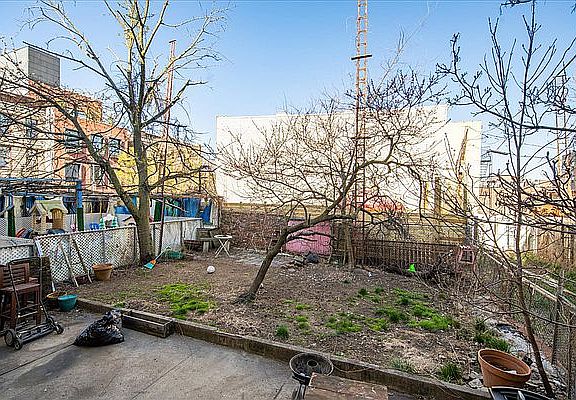 3rd image of 650 6th Ave APT 1R