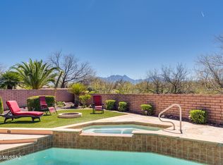 1715 N Coastland Ct, Green Valley, AZ 85614