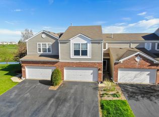 16148 Golfview Dr, Lockport, IL 60441