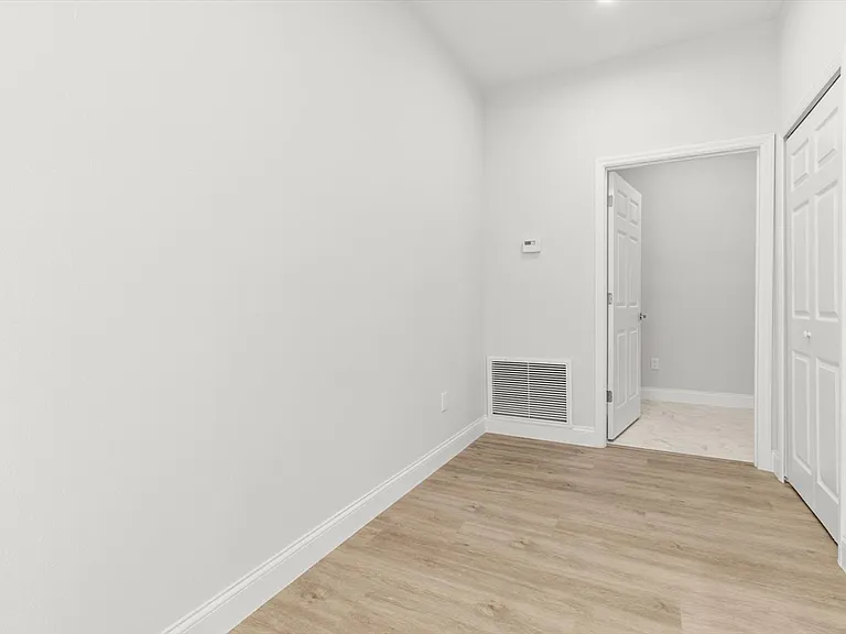 2021 W Alhambra Dr — Photo 22