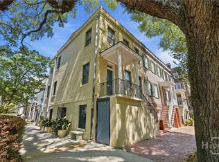 350 Barnard St, Savannah, GA 31401