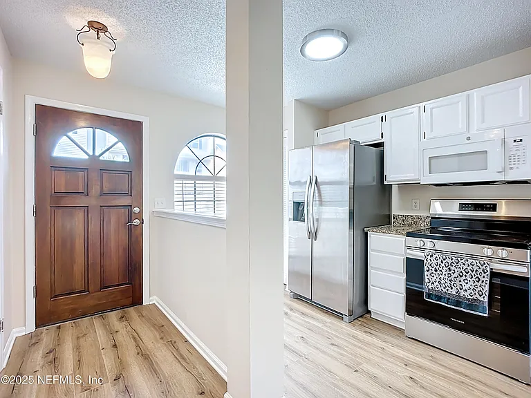 2075 Gail Ave — Photo 28