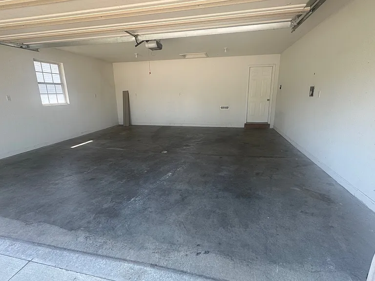 1526 La Hacienda Ct — Photo 3