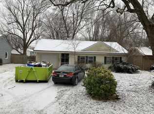 1210 S Willow Ln, Springfield, MO 65804