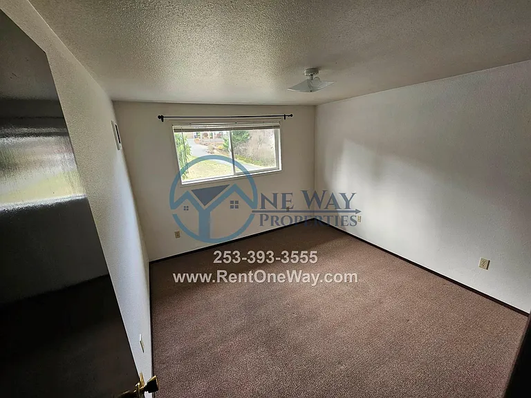 18601 4th St E #15 — Photo 9