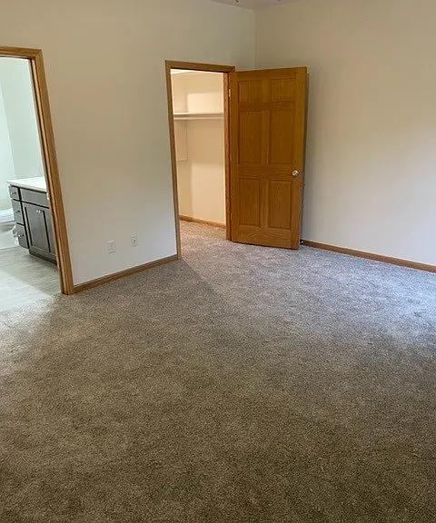 Master Bedroom (1st floor)