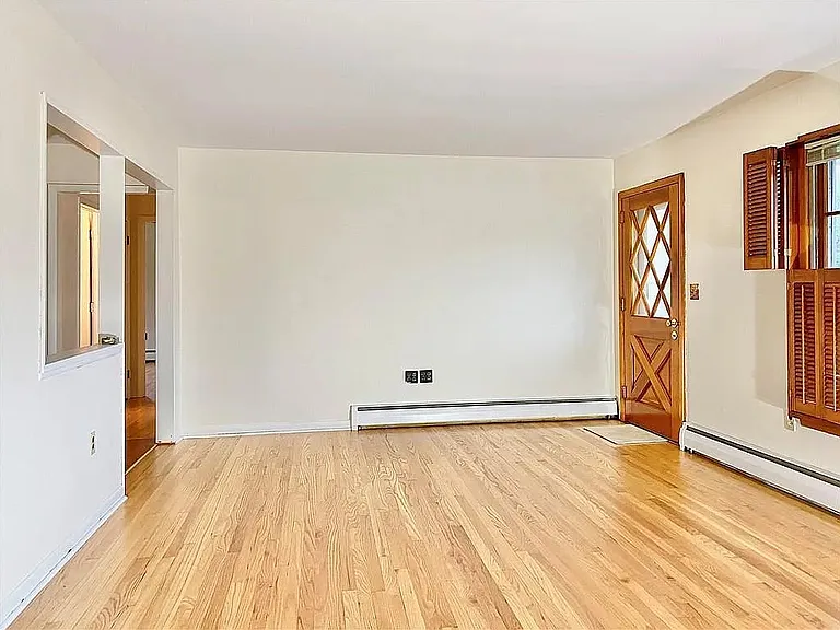 5 Espie Rd — Photo 3