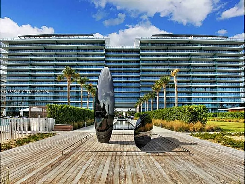 Building Photo - 350 Ocean Dr #406N