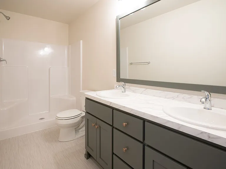 1360 Goldenwood Dr NW — Photo 91