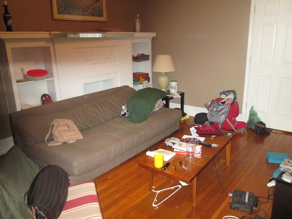 1st image of 1304 W Albion Ave