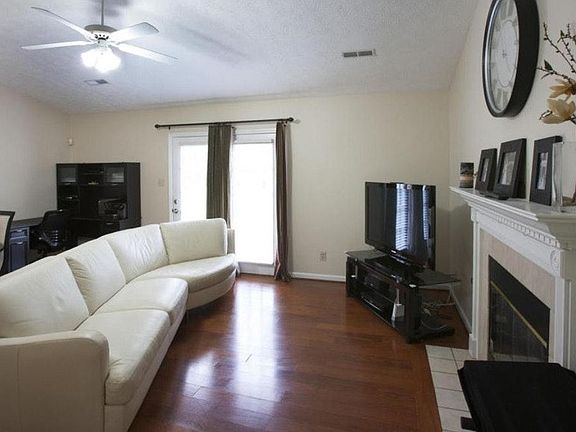 4th image of 5608 Tennyson Dr