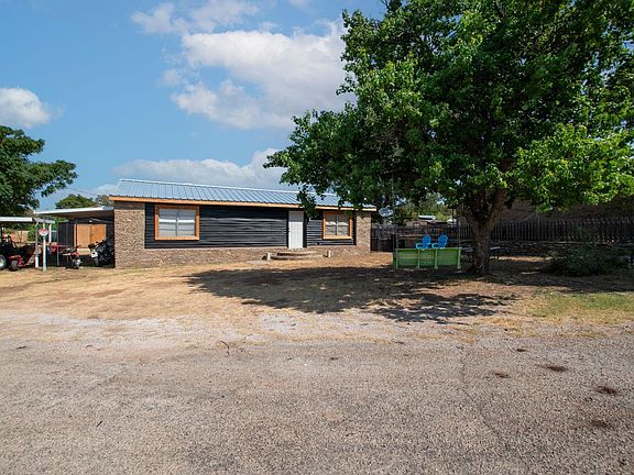 3rd image of 817 Ridgeway