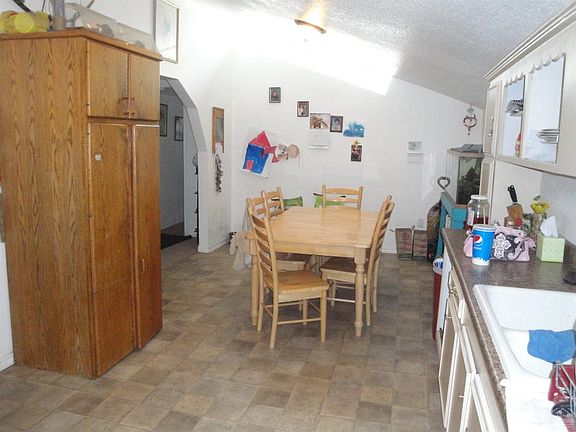 2nd image of 213 NE 7th St #215
