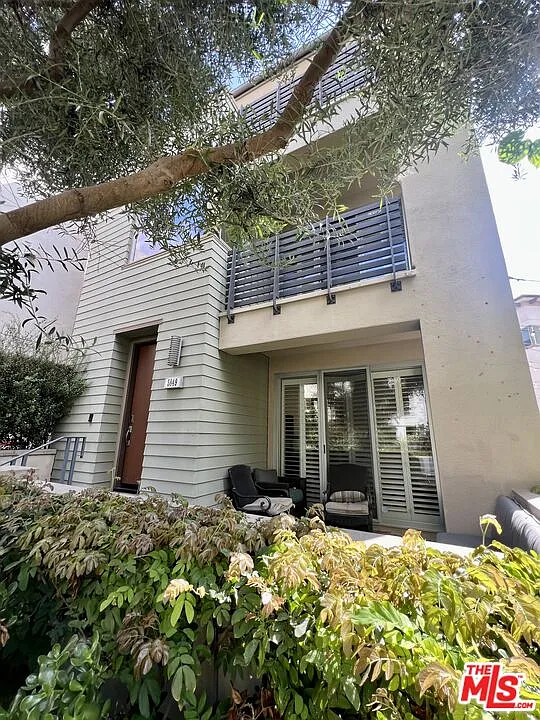 4 bed, 4.0 bath, 2304 sqft, $11,000 — Photo 4