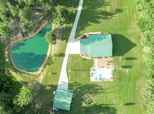 1129 Farmers Ln, Vanleer, TN 37181