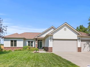 19820 Chicago St, Elkhorn, NE 68022