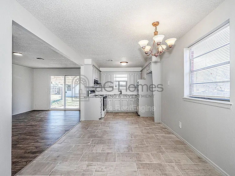 3920 Dentwood Ter — Photo 7