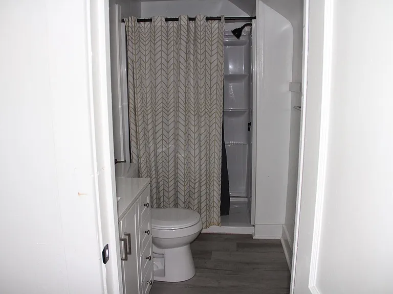 115 Ming St — Photo 17