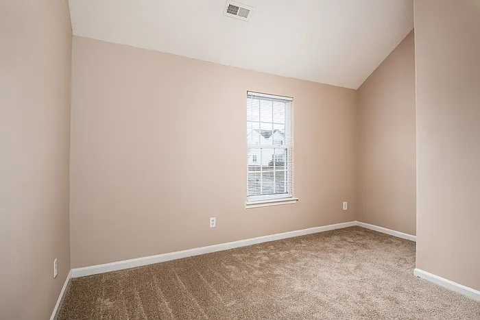 951 Grass Hollow Ct — Photo 16